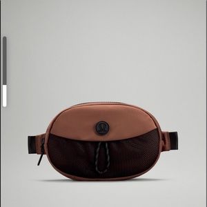 Everywhere lululemon belt bag